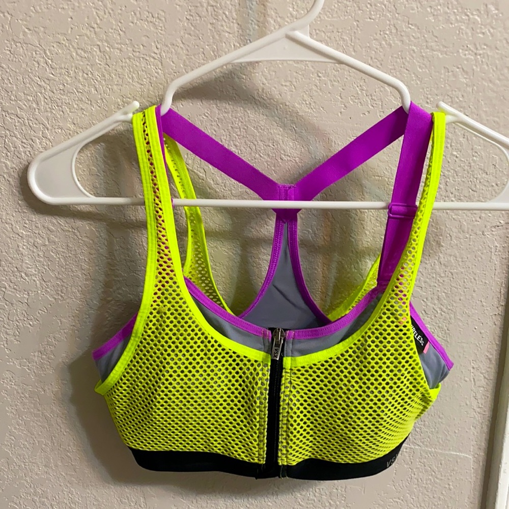 Victoria Secret Sports Bra